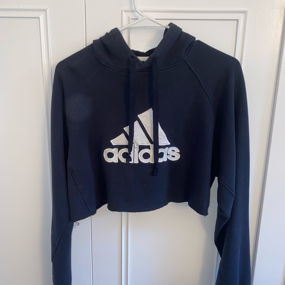 Cropped adidas sweatshirt